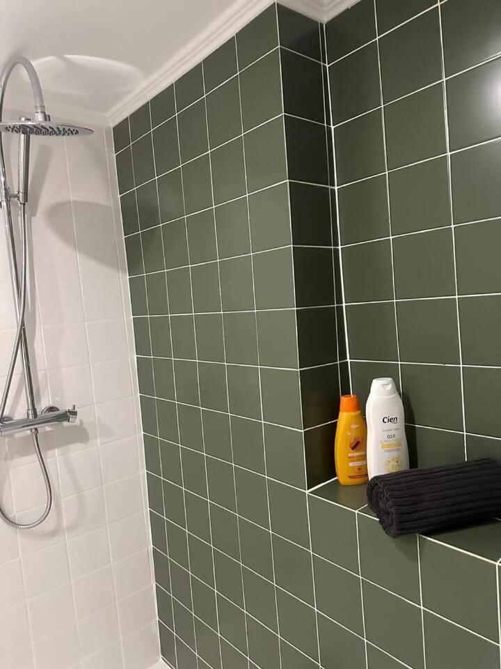 Stylish Renovated Apartment In Chiado ลิสบอน ภายนอก รูปภาพ