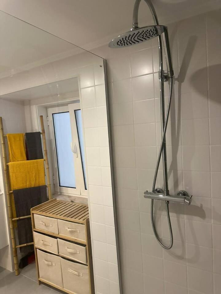 Stylish Renovated Apartment In Chiado ลิสบอน ภายนอก รูปภาพ